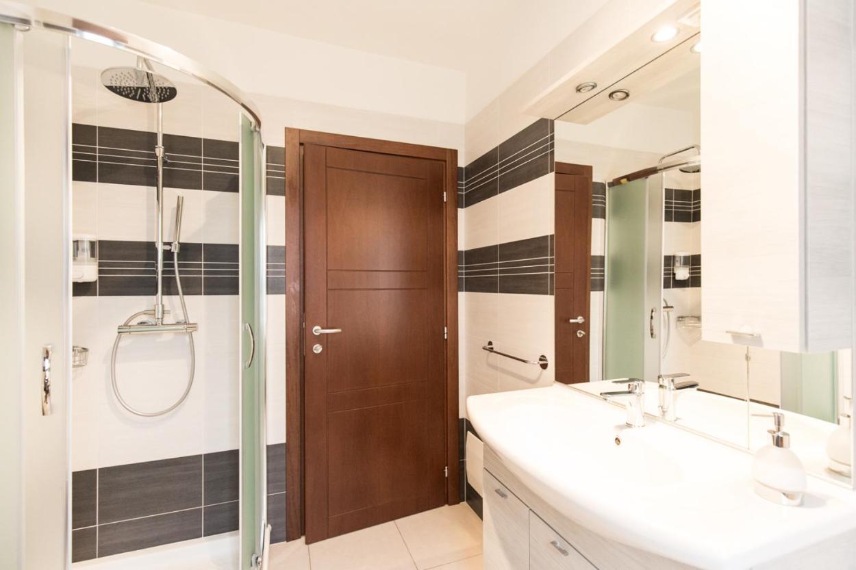Mandoue Bed & Breakfast Pont-Saint-Martin Luaran gambar