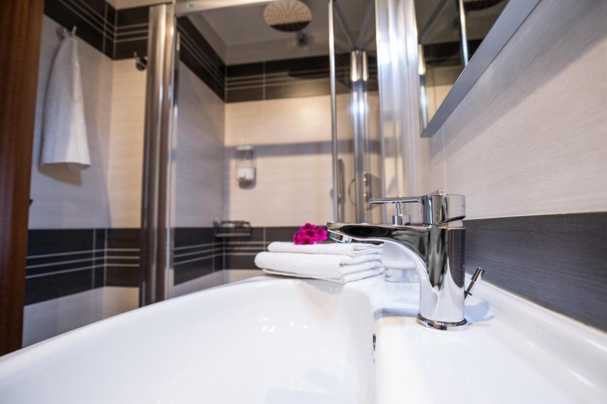 Mandoue Bed & Breakfast Pont-Saint-Martin Luaran gambar