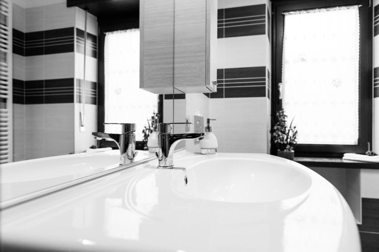 Mandoue Bed & Breakfast Pont-Saint-Martin Luaran gambar